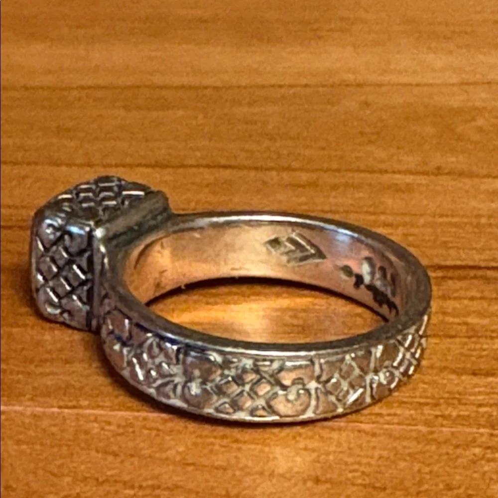 Silpada Sterling Silver Ring - Picture 5 of 11